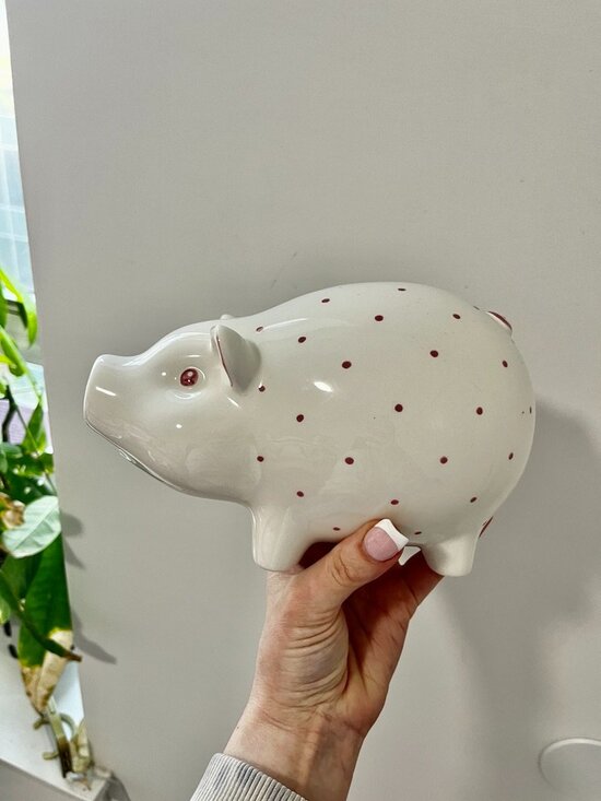 Tiffany & Co. Other - Tiffany & Co. White & Red Polka Dot Ceramic Elephant Piggy Bank - chip on ear